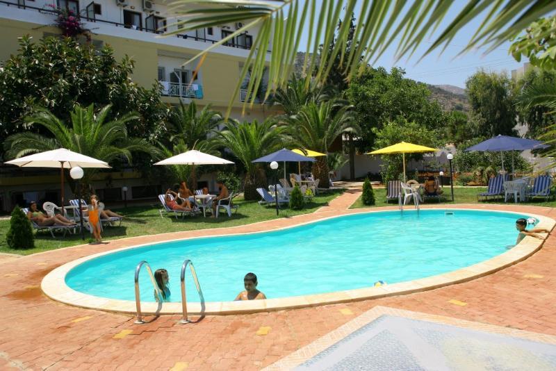 Hotel Harmony Малиа Екстериор снимка