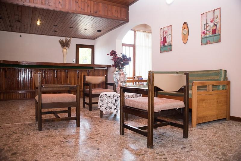 Hotel Harmony Малиа Екстериор снимка