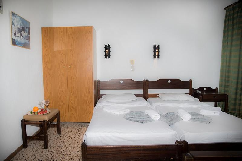 Hotel Harmony Малиа Екстериор снимка