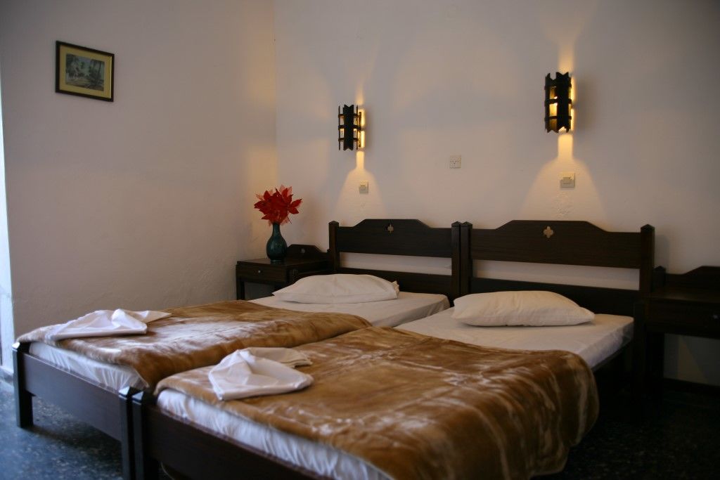 Hotel Harmony Малиа Екстериор снимка